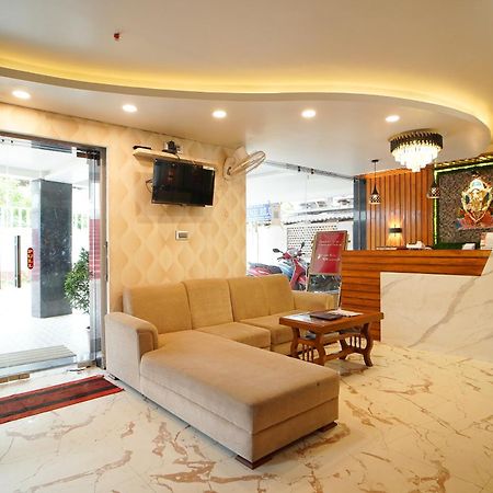 Hotel Marine Blue !! Beach Distance 50 Mts !! ดีกา ภายนอก รูปภาพ