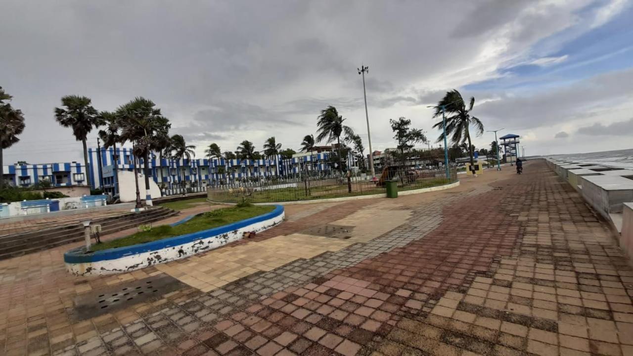Hotel Marine Blue !! Beach Distance 50 Mts !! ดีกา ภายนอก รูปภาพ