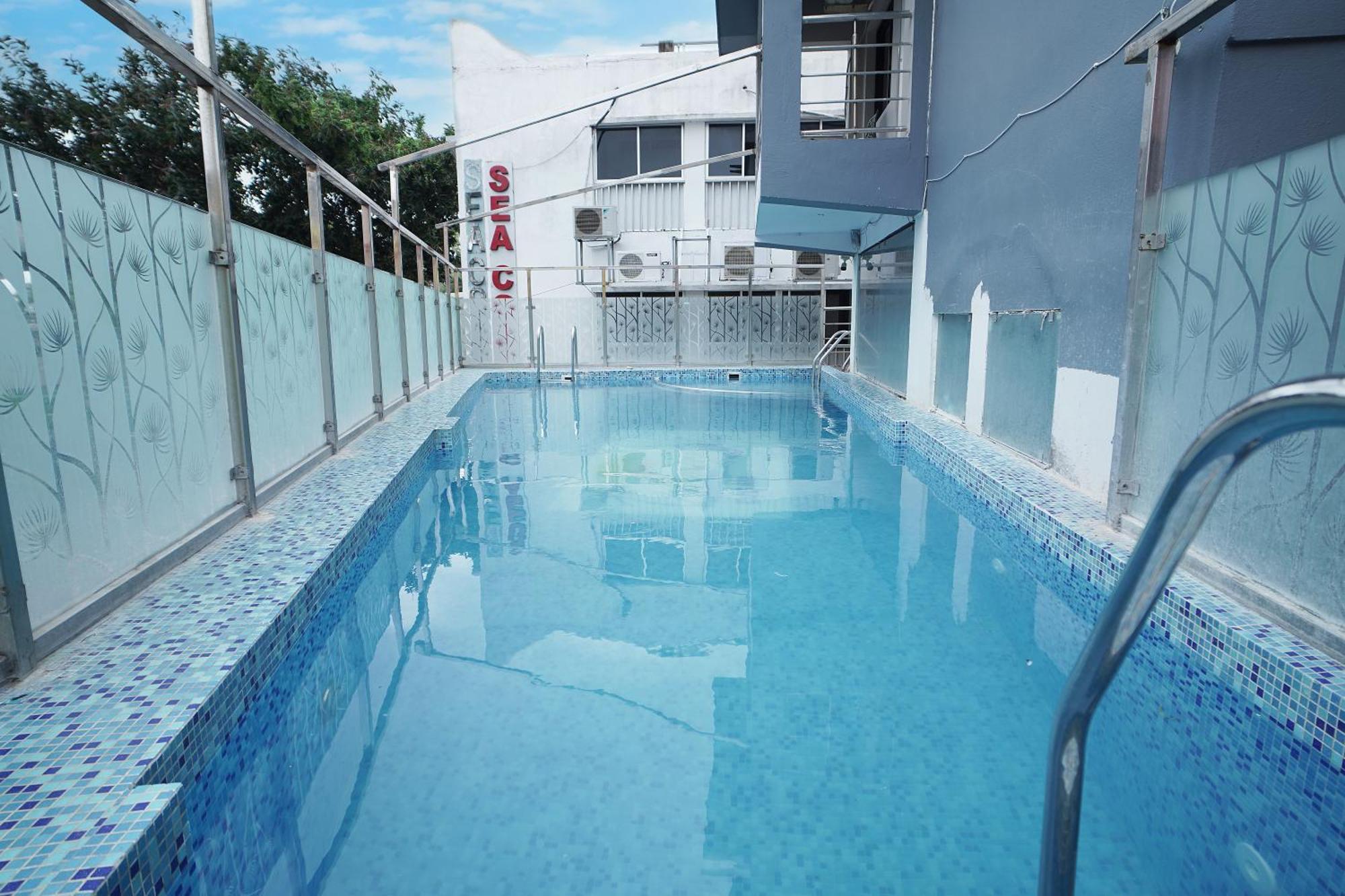 Hotel Marine Blue !! Beach Distance 50 Mts !! ดีกา ภายนอก รูปภาพ